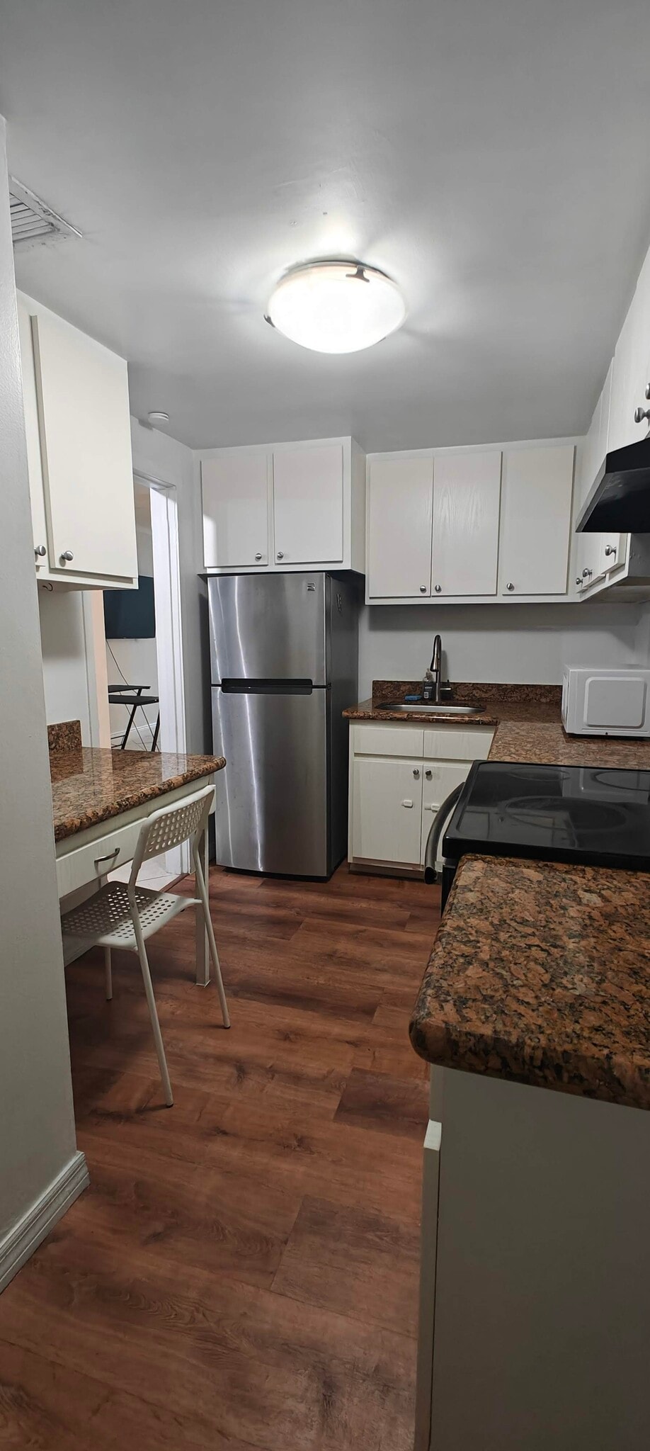 Building Photo - 905 Brickell Bay Dr