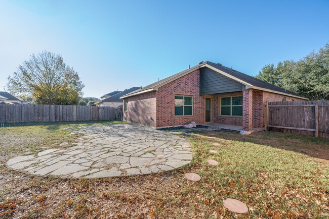 Building Photo - 3125 Muntjac