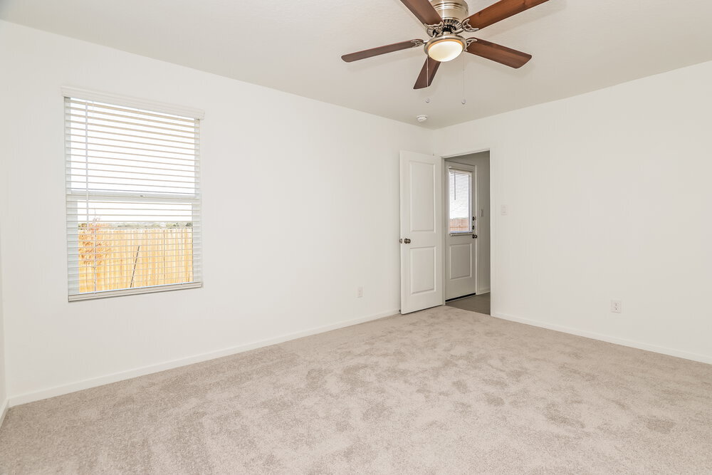 Building Photo - 1850 Musk Rose