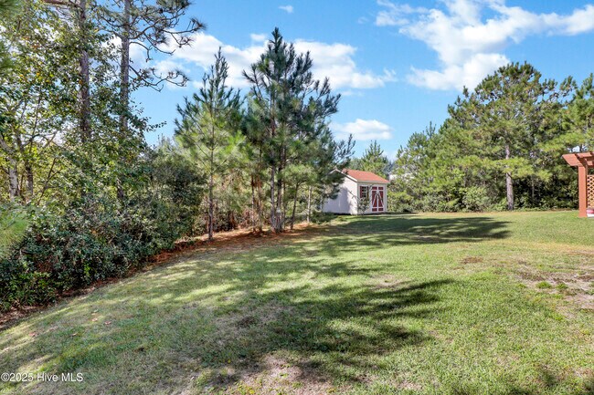 Building Photo - 201 Bungalow Rd