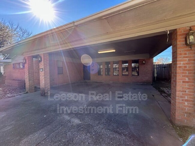 Building Photo - 2914 Bolch St