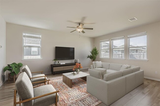 Building Photo - 121 Morning Dawn Ln