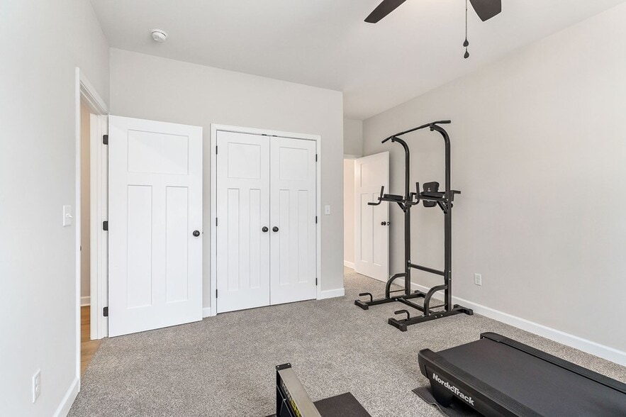 Building Photo - 1116 Cross Pointe Dr
