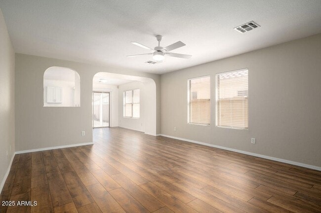 Building Photo - 7940 W Mission Ln