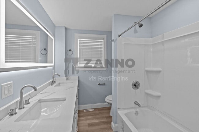 Building Photo - 24 Vernon Ave