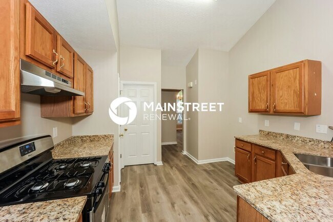 Building Photo - 3 Bedroom Pet-Friendly Home in Atlanta, GA with Main Street Renewal