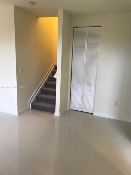 Building Photo - 8806 NW 103rd Ave