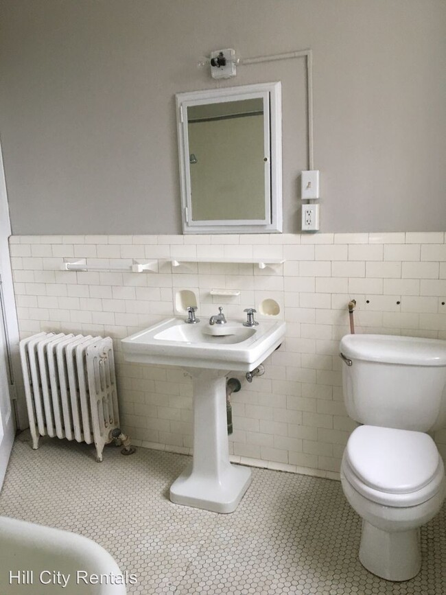 Building Photo - 3837 Peakland Pl