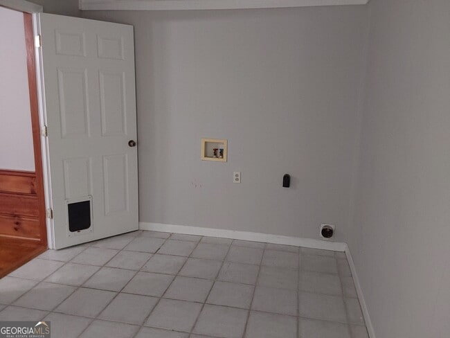 Building Photo - 1513 Highland Ave
