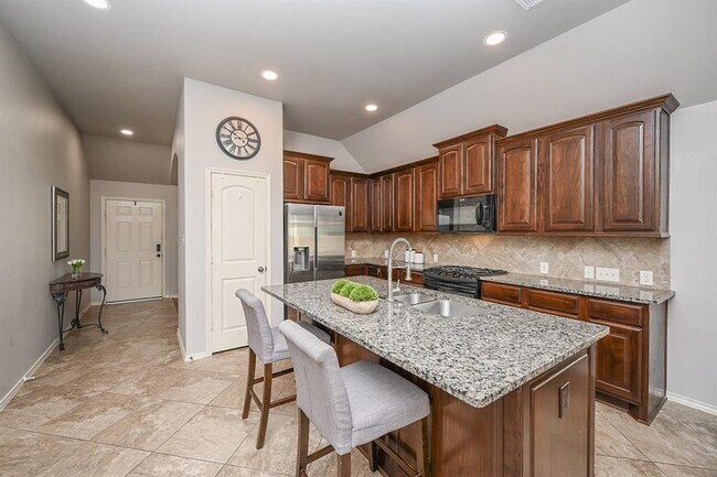 Building Photo - 10911 Overland Trail Dr