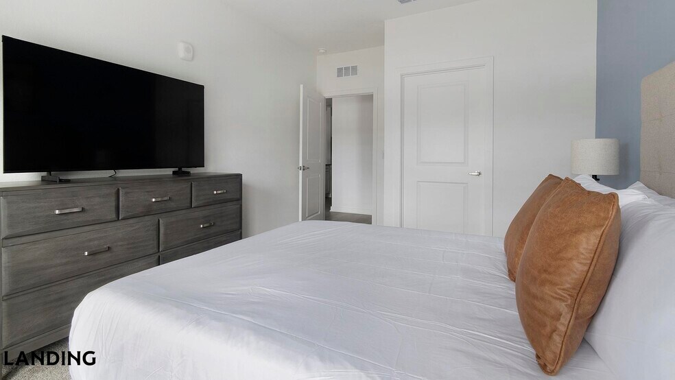 Building Photo - 12525 Tibbets Ln