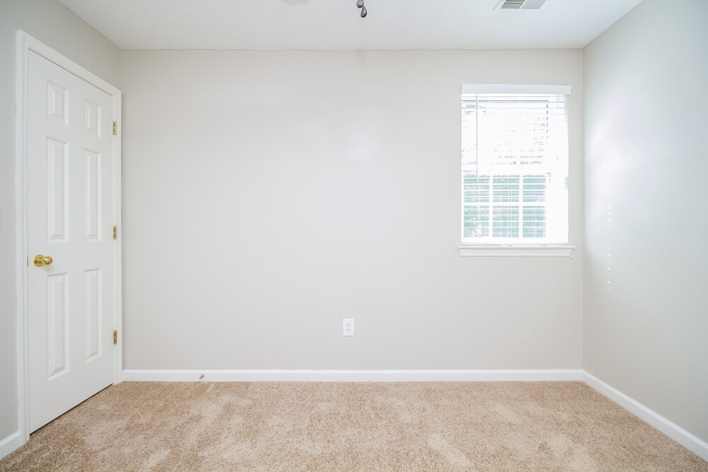 Building Photo - 607 Doral Pointe