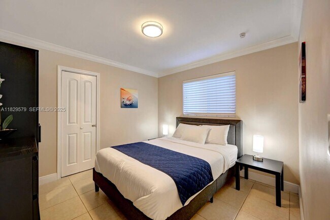 Building Photo - 1228 Johnson St