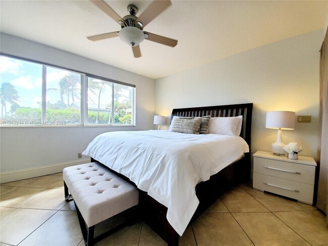 Building Photo - 302 Balboa St