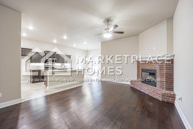 Building Photo - 531 Arkansas Black