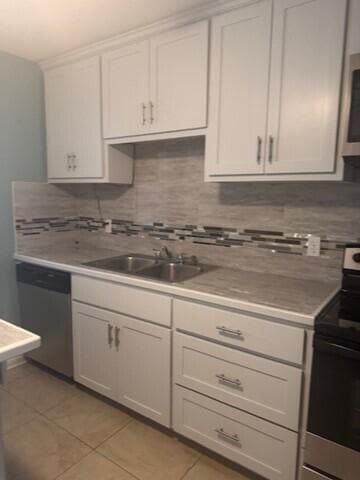 Building Photo - 13791 Oleander Ave