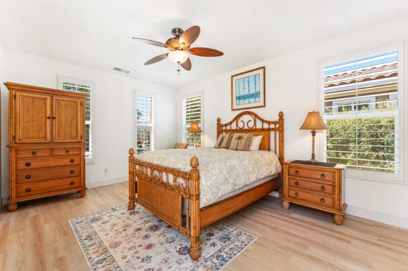 Building Photo - 65 Shoreline Dr