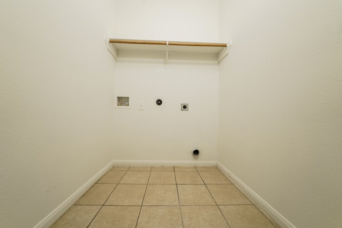 Building Photo - 3400 Spruce St