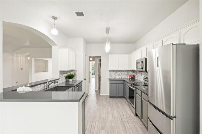 Building Photo - 416 Ponderosa Trail