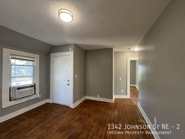 Building Photo - 1342 Johnson St NE