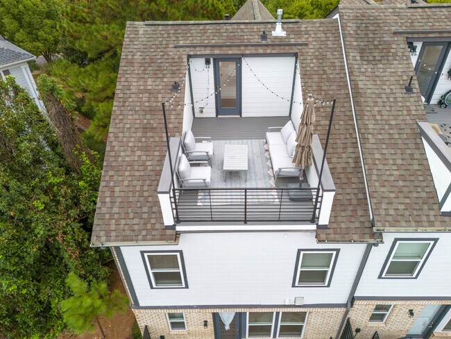 Building Photo - 214 Maidstone Trail