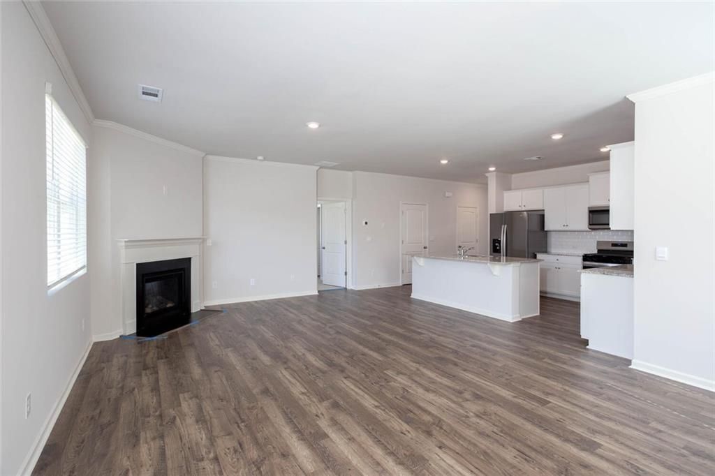 Building Photo - 61 Grv Spgs Ct