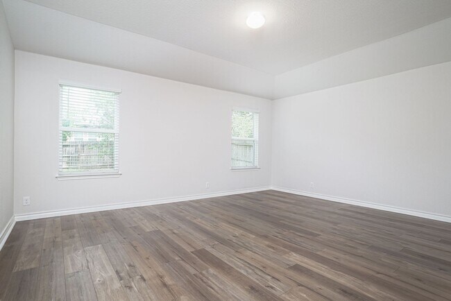 Building Photo - Spacious 4-Bedroom Home for Rent in Alamo ...