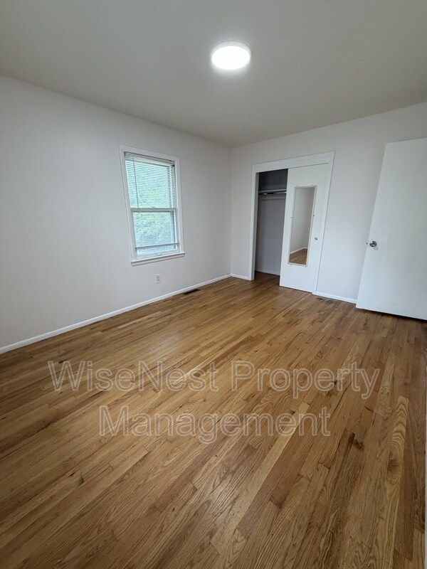 Building Photo - 11724 Fremont Ave