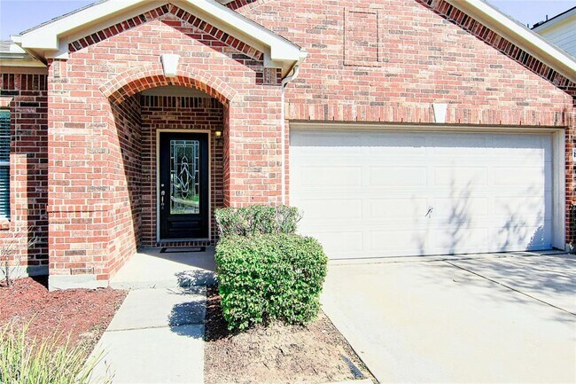 Building Photo - 21622 Amesbury Meadow Ln