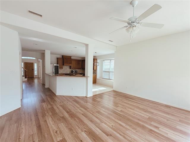 Building Photo - 5612 Leven Ln