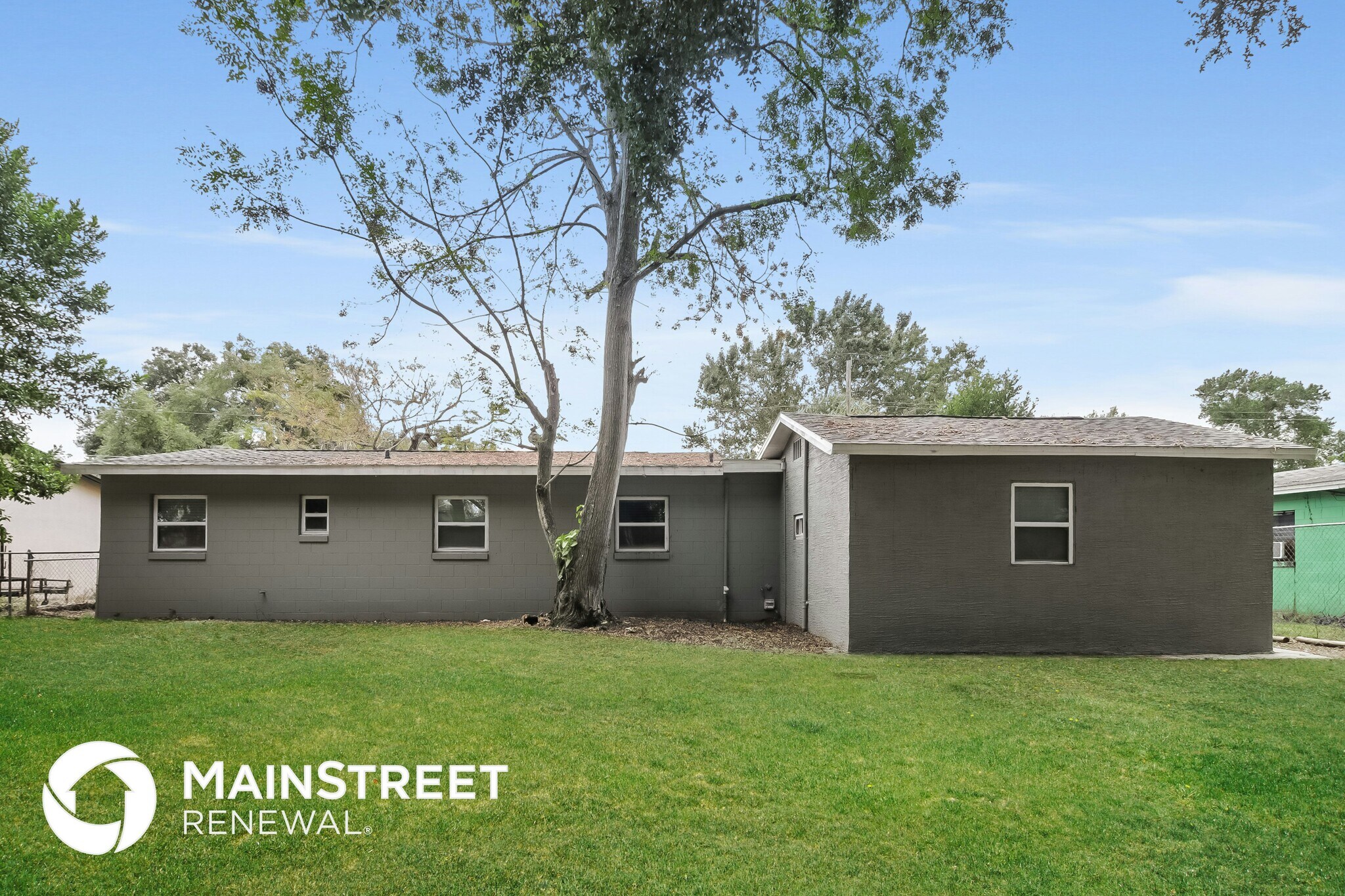 Building Photo - 865 Emerald Dr