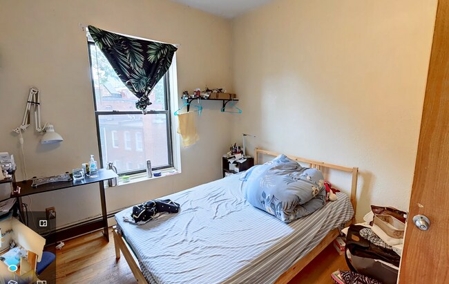 Building Photo - 9/1 Spacious 2BR apartment in South End ne...