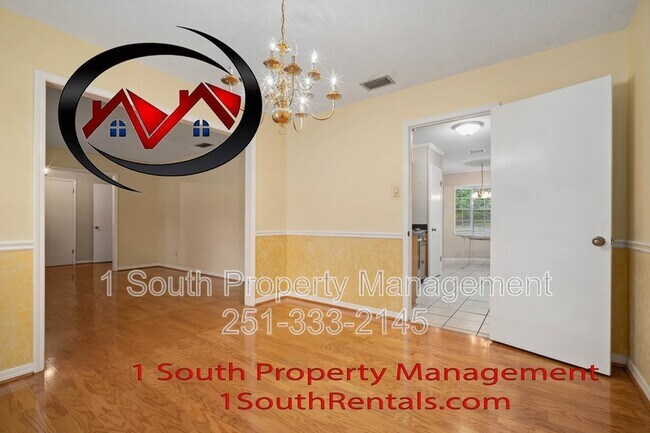 Building Photo - 2205 Woodhillcrest Dr