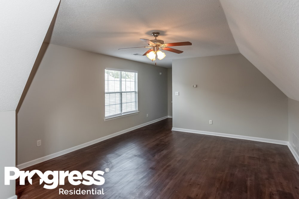 Building Photo - 7158 Crape Myrtle Dr