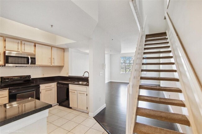 Building Photo - 745 SW 148th Ave