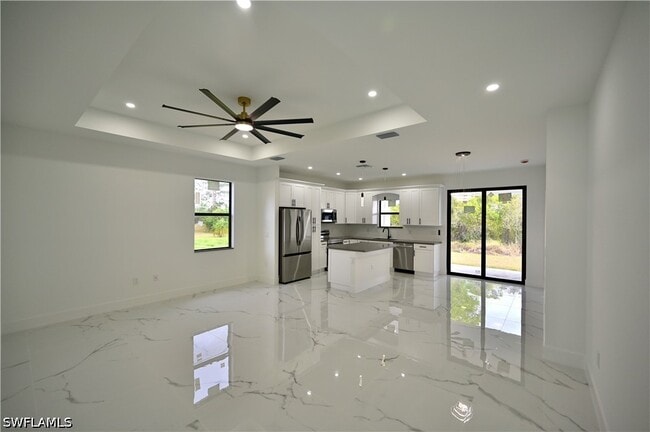 Building Photo - 4107 13th St SW