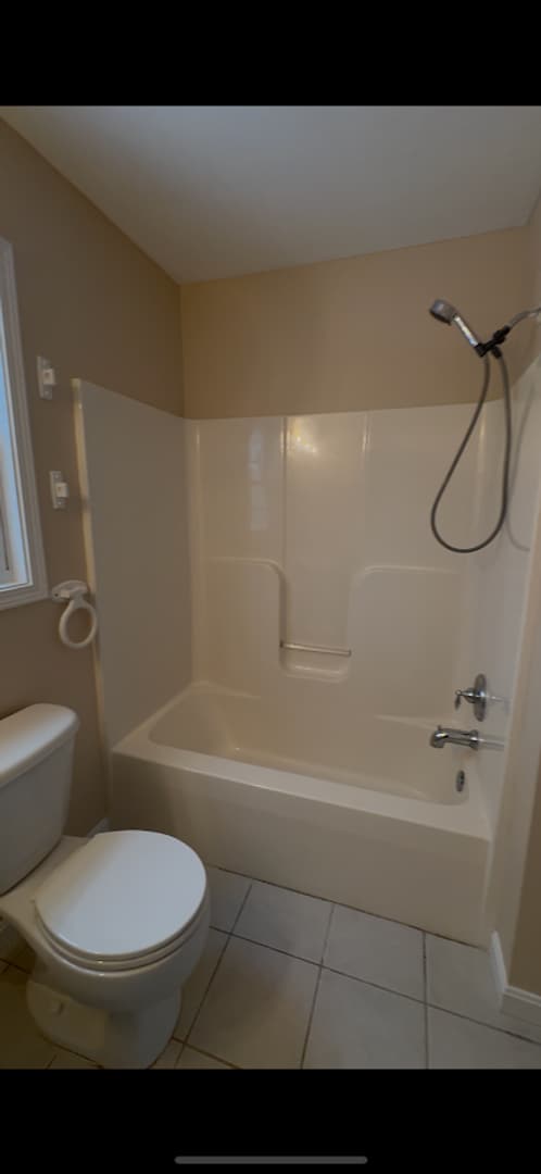 Building Photo - Three bedroom two bathroom home for rent