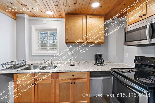 Building Photo - 1501 Golf St