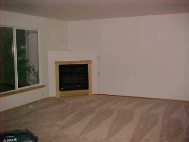 Building Photo - 2029 E Grand Ave