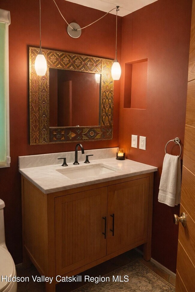 Building Photo - 26 Webster Rd