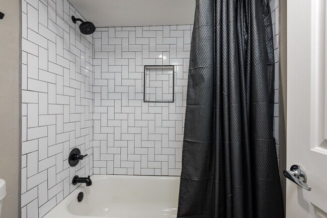 Building Photo - 2041 N 87th Way