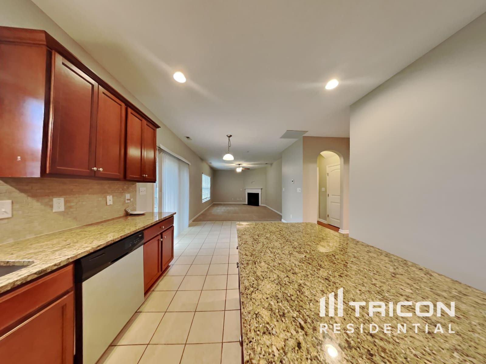 Building Photo - 15 Mossburg Ct
