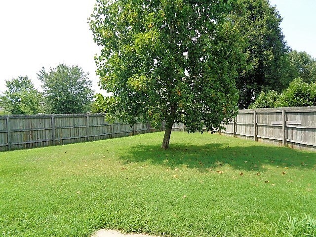 Building Photo - 1176 Saint Andrews Dr