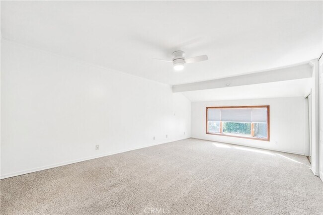 Building Photo - 16293 Wayfarer Ln