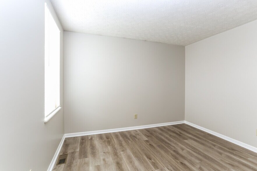 Building Photo - 6862 Spring Bloom Dr