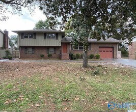 Building Photo - 12108 Chicamauga Trail SE