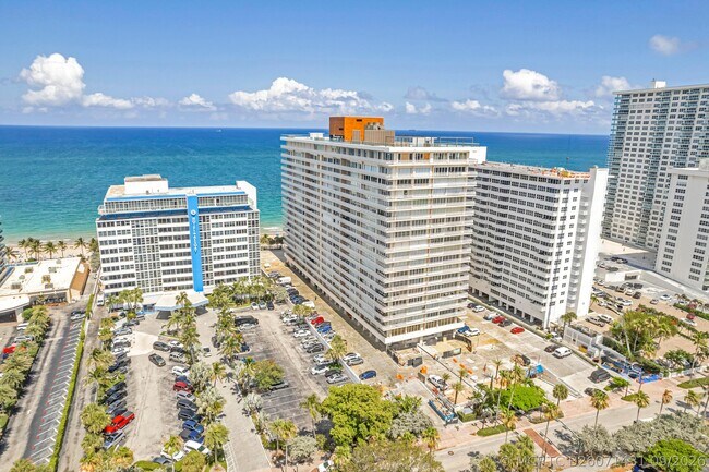 Building Photo - 4020 Galt Ocean Dr