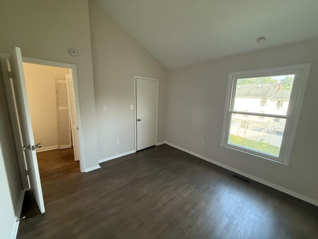 Building Photo - 9166 Canterbury Riding