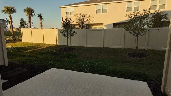 Building Photo - 2207 Portrait St