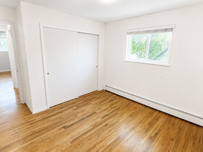 Building Photo - Bright & Spacious 2-Bedroom Residence Across from Berkeley Park